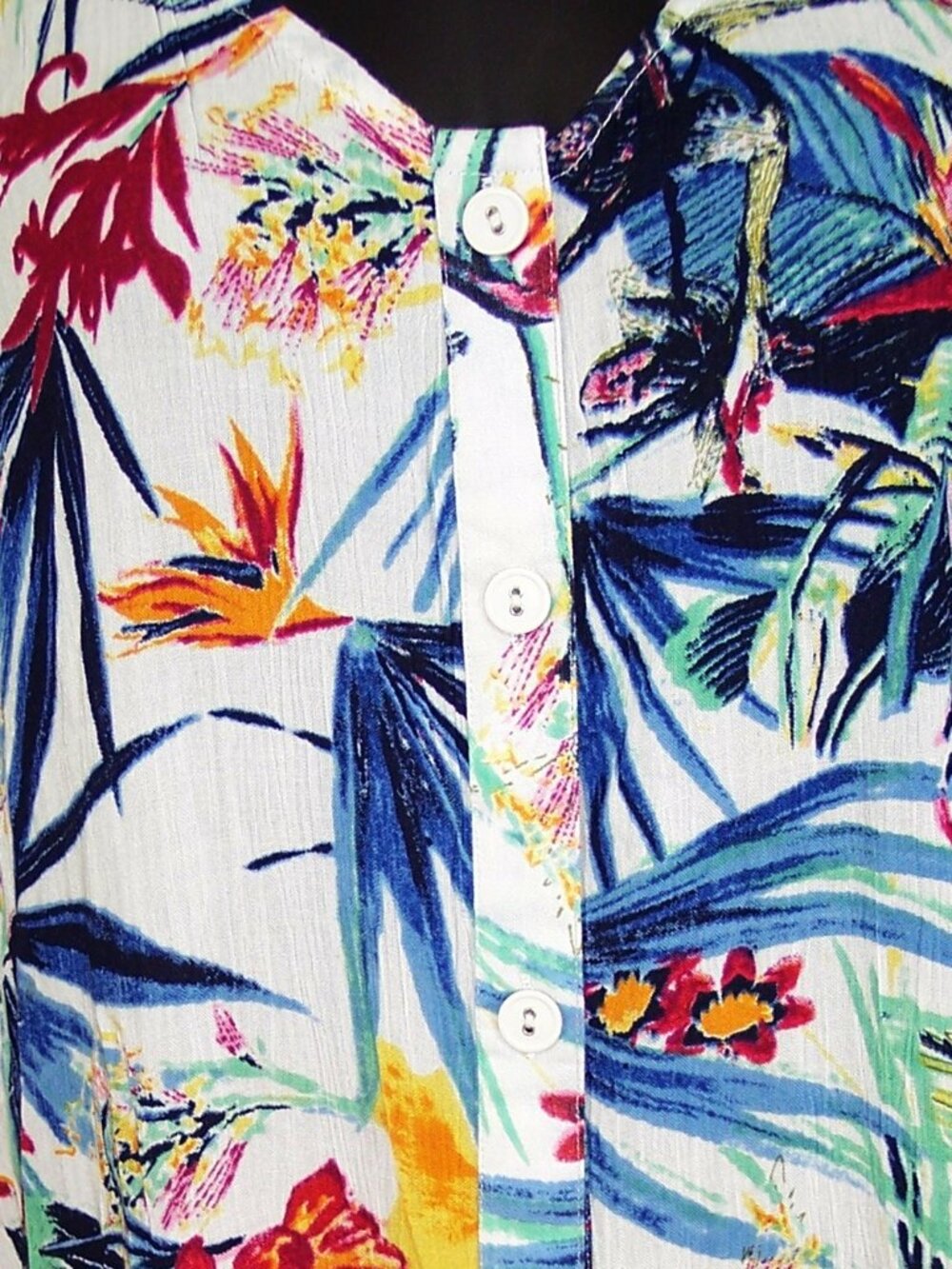 NEW Roaman's Angelina Tunic 22W Tropical Print Cold Shoulder Crinkle Crepe Top - Picture 5 of 15